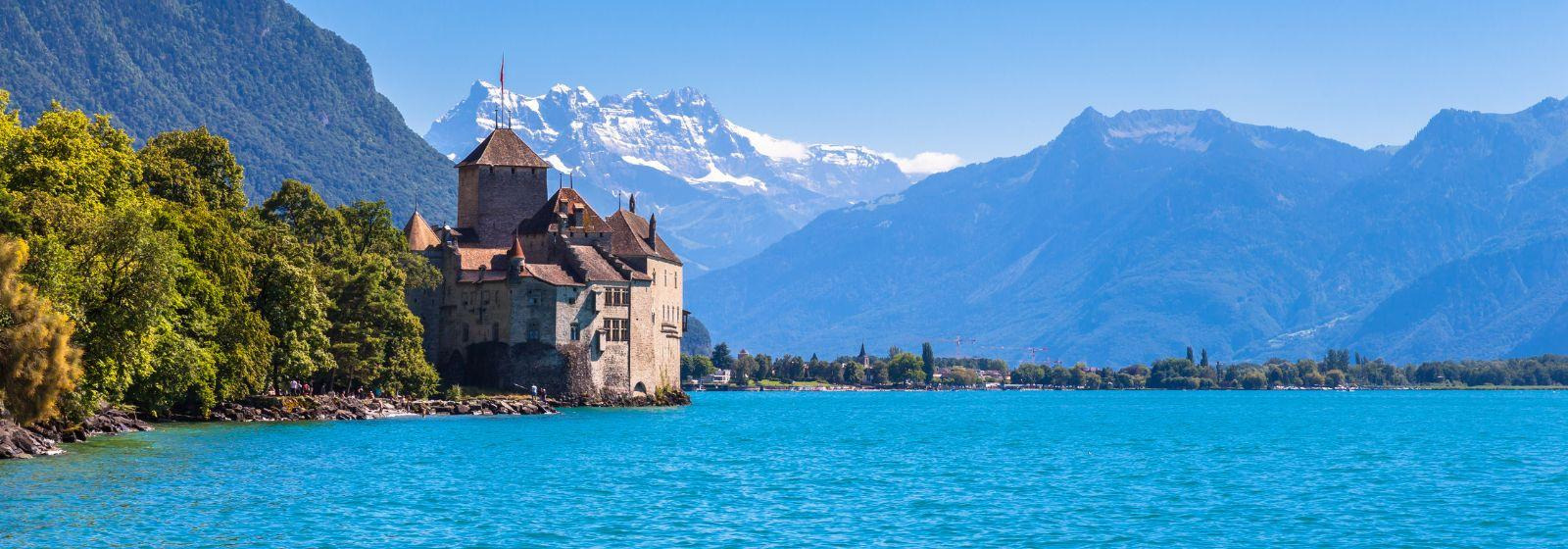 Lake Geneva: Keindahan Alam di Perbatasan Swiss