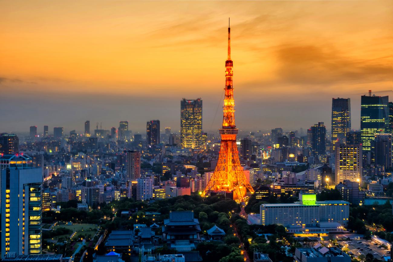 Tokyo Tower: Ikon Modern Jepang yang Penuh Pesona